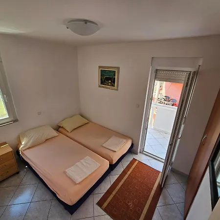 Ani * زابوريتش